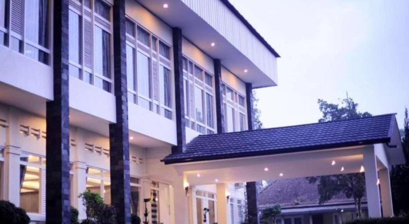 Selabintana Conference Resort Sukabumi Exterior photo