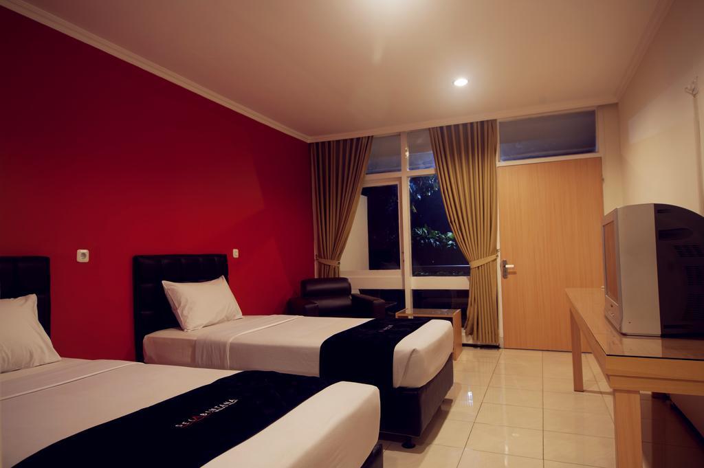 Selabintana Conference Resort Sukabumi Room photo